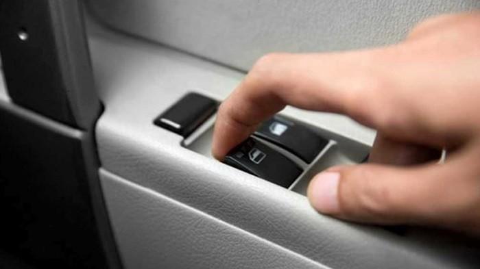 Power Window Rusak