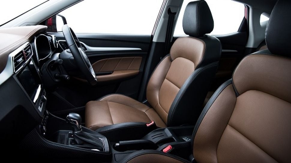 Menjaga Kebersihan Interior Mobil